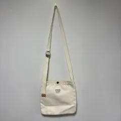 FREDRIK PACKERS ショルダーバッグ ホワイト