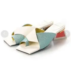 MANA（マナ）サンダル ¥39,600税込