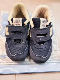 New Balance 400 ベビーシューズ ネイビー　スニーカー　14 15