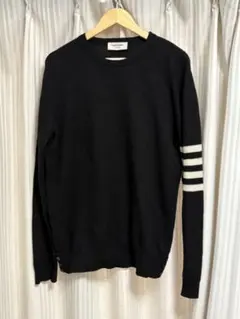THOM BROWNE ブラックニット 4BARのサムネイル