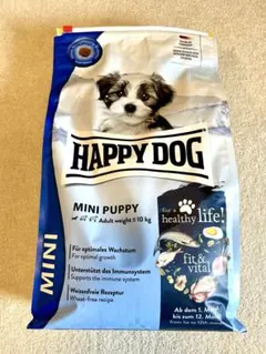 HAPPY DOG 4kg ミニ フィット＆バイタル (小型犬) ミニ シニア - メルカリ