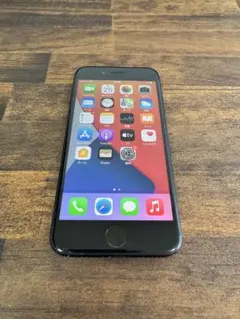 iPhone 7 ブラック　画面割れ（小）有