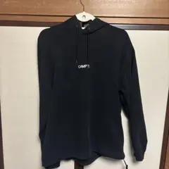 ブラックフード付きパーカー CAMP7