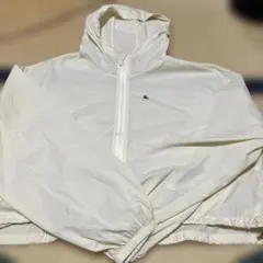 ホワイト フード付き マウンテンパーカー