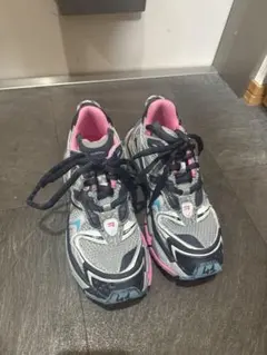 2026年最新】balenciaga runner graffitiの人気アイテム - メルカリ