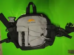 DA KINE ボディバッグ グレー メッシュポケット付き