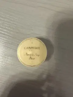 CANMAKE ポアレスエアリーベース 01