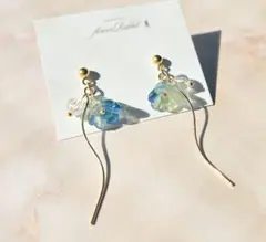 ハンドメイド　ビーズ　ピアス　ゴールド　秋　青　綺麗　大人　カジュアル