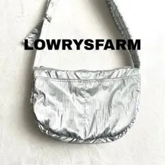 LOWRYS FARM ヤワラカルイ ハーフムーン ショルダーバッグ シルバー