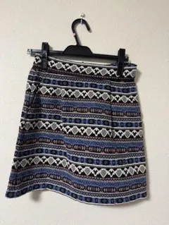 幾何学模様 エスニック風　ミニスカート　タイトスカート F