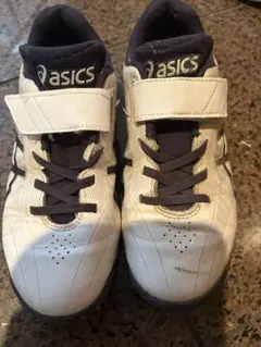 ASICS トレーニングシューズ ホワイト/ネイビー　22.5センチ