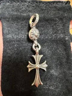 CHROME HEARTS 1ボールタイニーCHクロス チャームのサムネイル