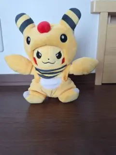 マニアなピカチュウ　ぬいぐるみ　まとめ売り ポケモンセンター リザードンマニアなピカチュウ ぬいぐるみ
