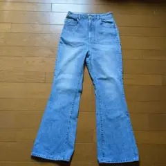 アズールバイマウジー ハイウェストフレアデニム S