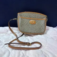 ニナリッチ　ショルダーバッグ　美品　NINA RICCHI