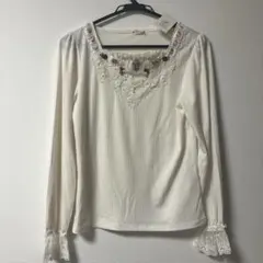 axes femme　トップス ローズ　刺繍 新品未使用　タグ付き