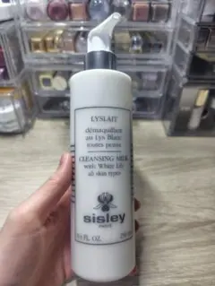 sisley シスレー　リィスレデマキアン（クレンジングミルク 250mlサイズのサムネイル