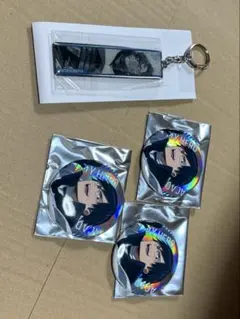 飯田天哉 原画展 ネスタリゾート神戸 缶バッジ メタルキーホールダーコレクション