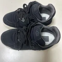 UGG GOLDENCUSH BLACK 24.5cmのサムネイル