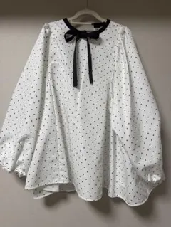 yori ドットブラウス　38 yori shirocon フローラドットブラウス38 にネイビー