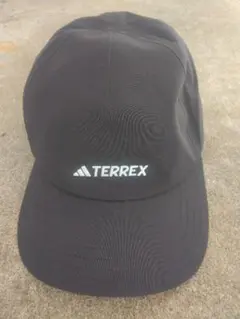 adidas TERREX RAIN.RDY 防水 ブラックキャップ nike