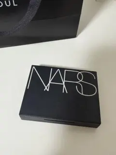 n*Q様 NARS ライトリフレクティングセッティングパウダー プレスト N 1