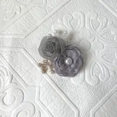 320 ハンドメイド コサージュ 卒業式　入学式　グレー　セレモニー　フォーマル