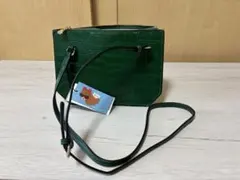 (Della stella) グリーン クロコダイル風 ショルダーバッグ(美品)