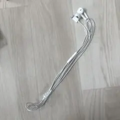 Apple純正 有線イヤホン 音量調整・マイク付き