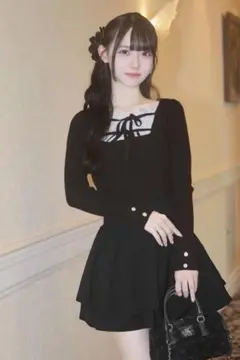 ミシェルマカロン 襟付きミニジップ トップス - メルカリ