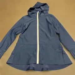 美品！ネイビー フード付き ラッシュガード 120㎝