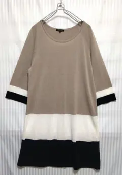 大きいサイズ　美品　23区　ボーダー五分袖トップス　サイズ 44 　薄手