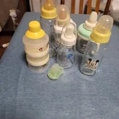 赤ちゃんの哺乳瓶セット