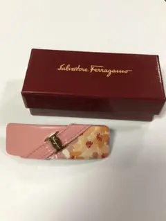Ferragamo バレッタ ヴァラ 本革×花柄 ピンク 値下げのサムネイル