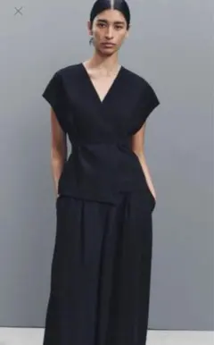 ZARAベルト付きカシュクールベストZW COLLECTION