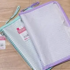 DAISO ダイソー　ギンガムチェック 6リングファイルケース 2色セットのサムネイル