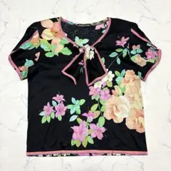 美品 LEONARD ボウタイ花柄トップス フラワープリント半袖 ブラック Mのサムネイル