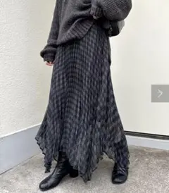 2WAイレギュラーヘムプリーツチェックスカート　ブラック　Mサイズ