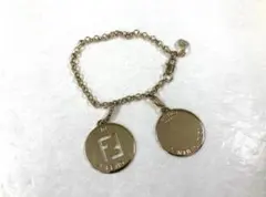 ★FENDI★ブレスレット ロゴチャーム付き シルバーゴールドカラーのサムネイル