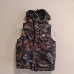 迷彩柄 フード付きダウンベスト 105