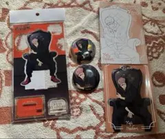 呪術廻戦　虎杖悠仁　PLAZA アクリルスタンド　缶バッジ　特典　ポストカード