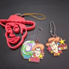 ディズニーピクサー　トイストーリー　ウッディ　ラバーキーホルダー　セット