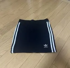 adidas アディダス トレフォイル ロゴ ミニスカート ブラック S