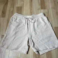 ezobolic. ショートパンツ ベージュ Mサイズのサムネイル