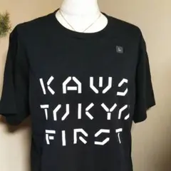 【新品　未使用】ユニクロ&カウズ　コラボTシャツ
