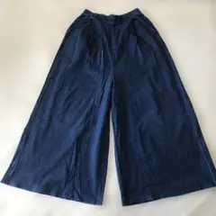 GU ダークブルー ワイドパンツ 即購入ありです。