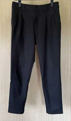【URBAN RESEARCH 】ストレッチテーパードパンツ　クロップド　黒