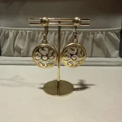 レトロ 80年代 バブル時代 ゴールド 透かしデザイン フープイヤリング