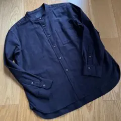 無印良品　黒いボタンアップシャツ（長袖） スタンドカラー