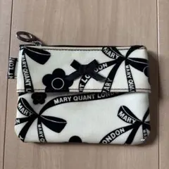 MARY QUANT ティッシュポーチのサムネイル